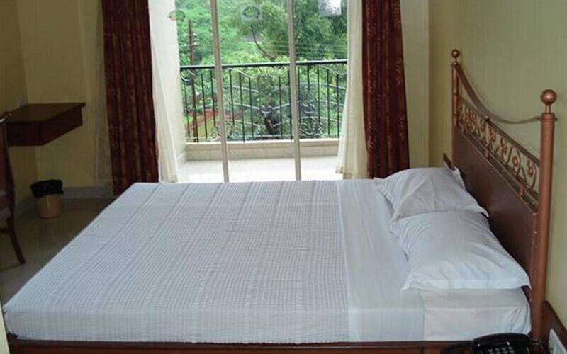 Hotel Mayur Sterling Resort, Lonavala 1